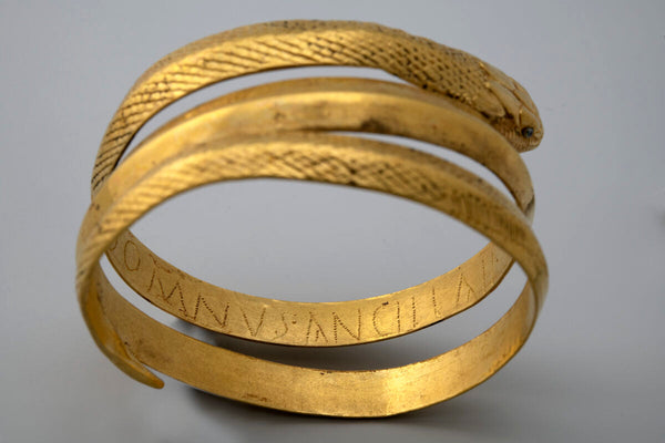 To His Ancilla